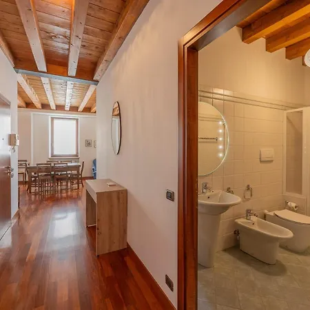 Timber And Light Spacious With Balcony